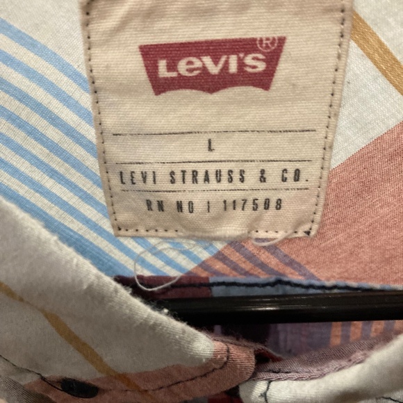 Casual Button up short sleeve Levi’s size Large - Picture 2 of 6